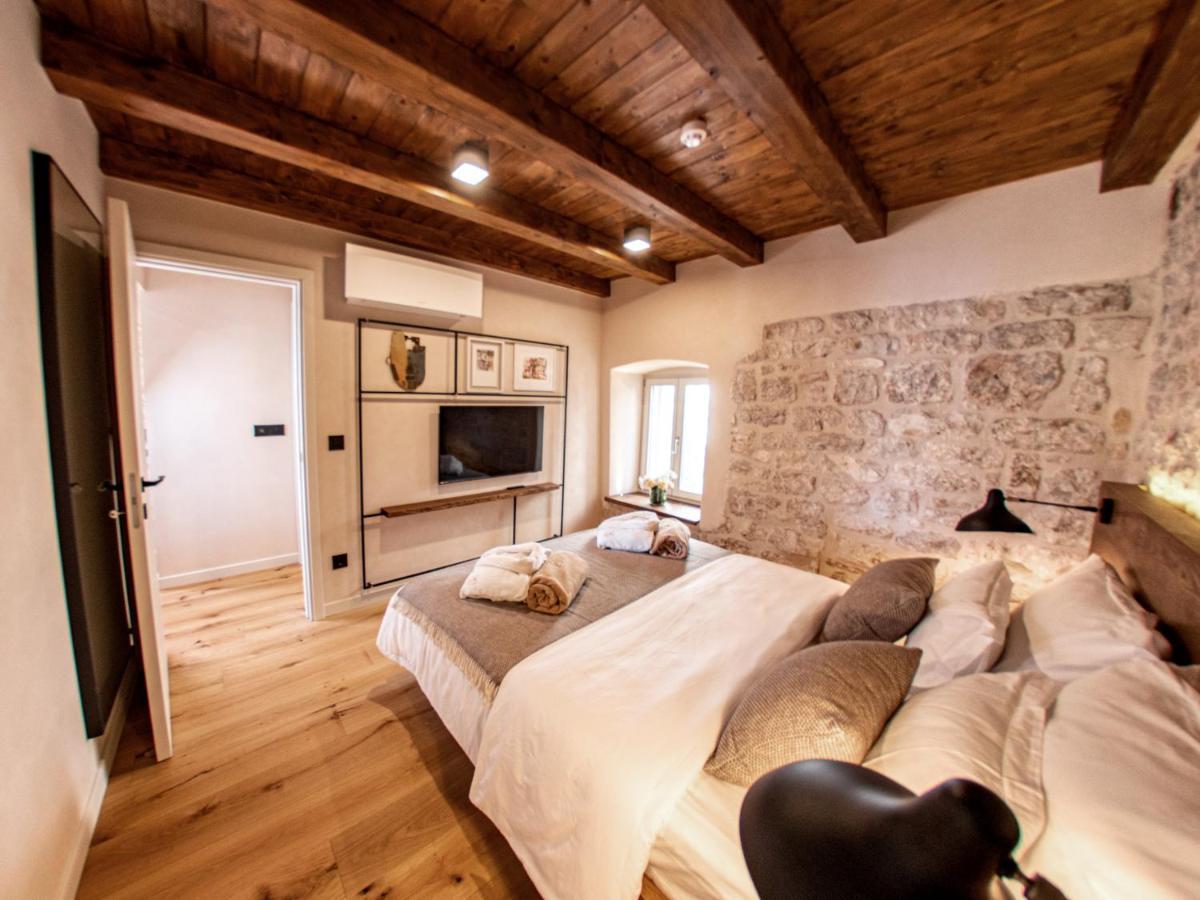 Villa Porta Maestra ฮวาร์ ภายนอก รูปภาพ